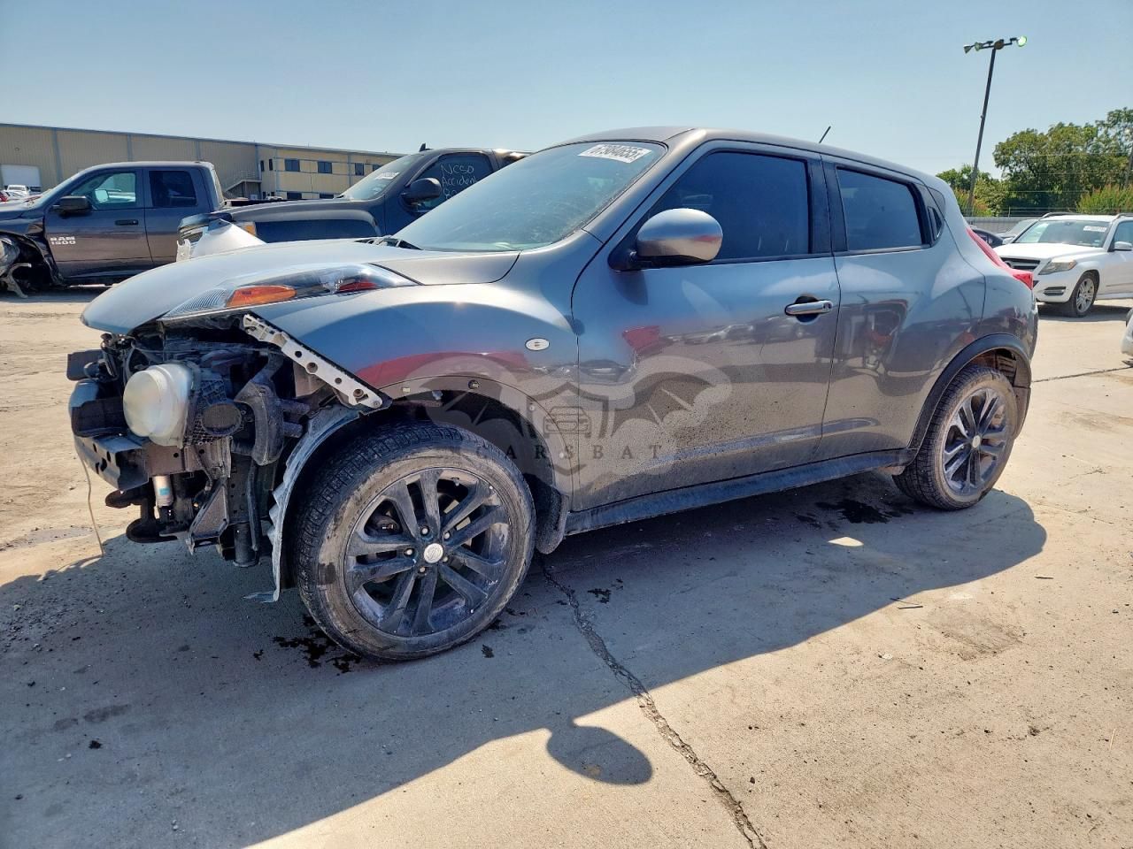Nissan Juke S 1.6L 4 2013