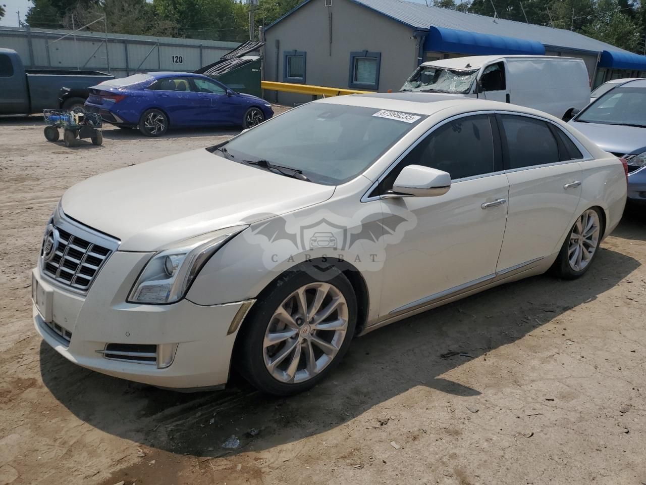 Cadillac XTS LUXURY COLLECTION 3.6L 6 2013
