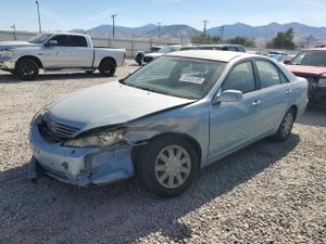 Toyota Camry LE 2.4L 4 2005
