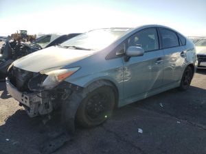 Toyota Prius 1.8L 4 2013