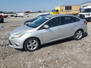Ford Focus SE 2.0L 4 2014