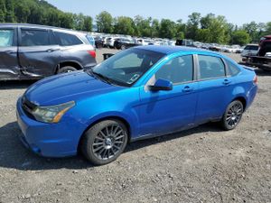 Ford Focus SES 2.0L 4 2010