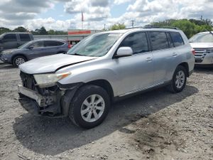 Toyota Highlander BASE 3.5L 6 2013