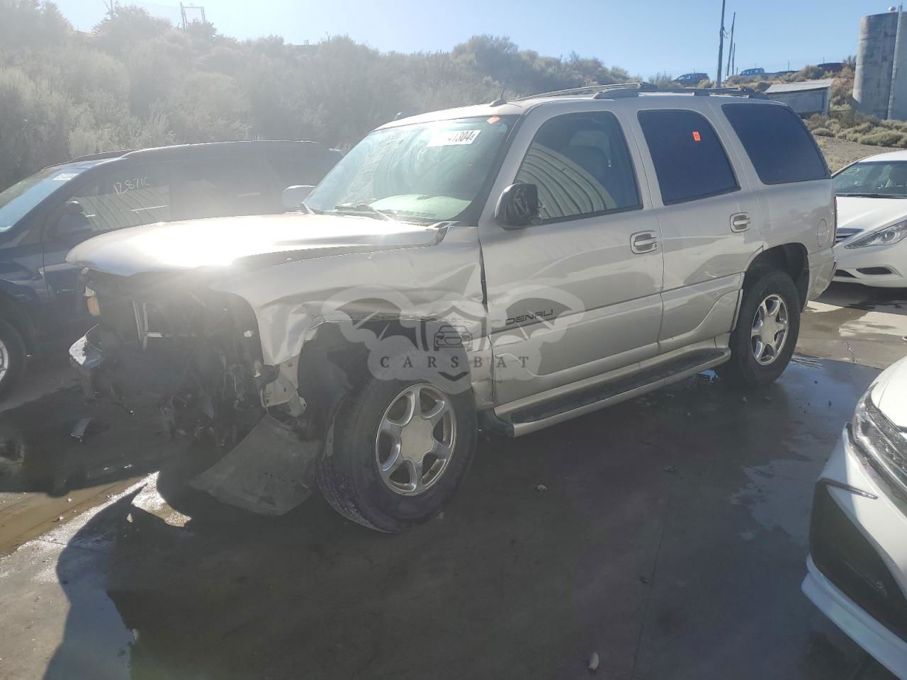 GMC Yukon DENALI 6.0L  8 2005