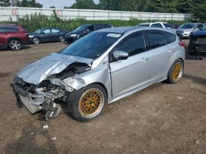 Ford Focus ST 2.0L 4 2014