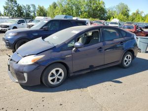 Toyota Prius 1.8L 4 2013