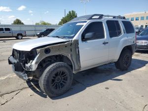 Nissan Xterra X 4.0L 6 2014