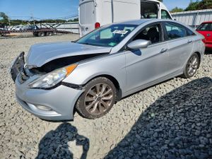 Hyundai Sonata SE 2.4L 4 2012