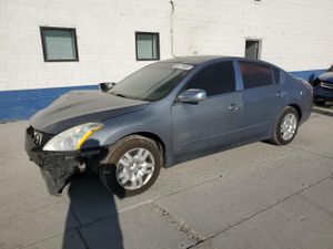 Nissan Altima BASE 2.5L 4 2010