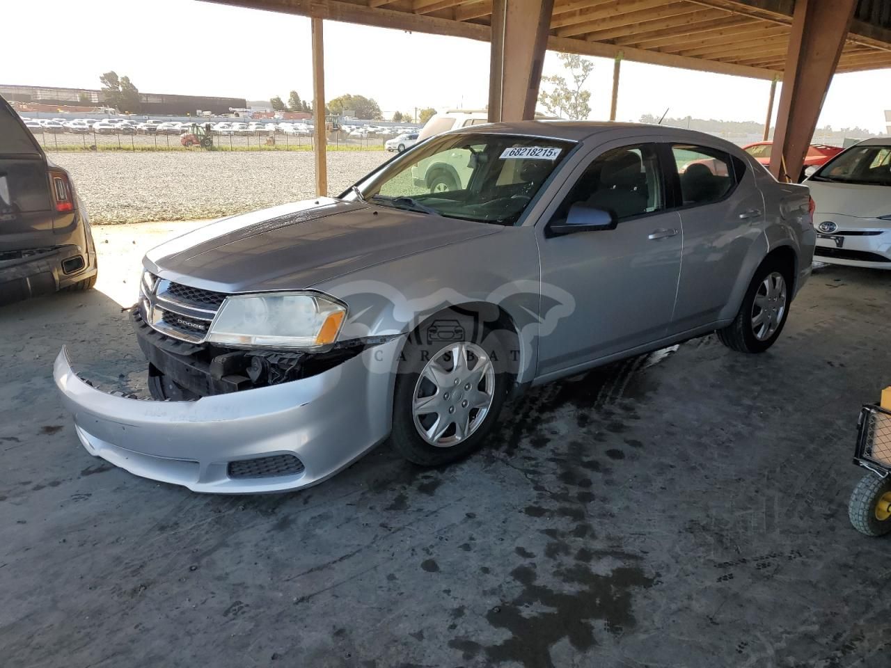 Dodge Avenger SE 2.4L 4 2012