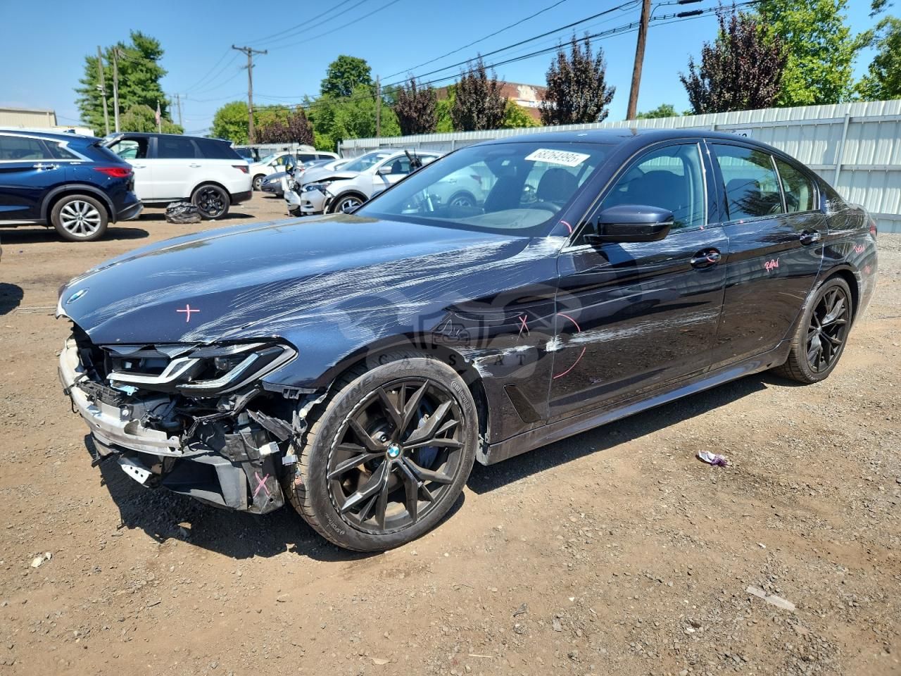 BMW M5 4.4L 8 2021