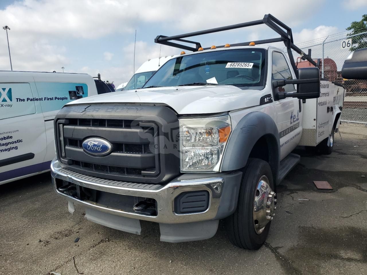 Ford F550 SUPER DUTY 6.7L 8 2011