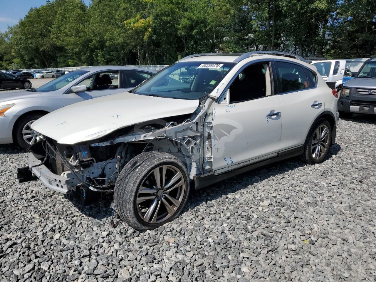 Infiniti QX50 3.7L 6 2015