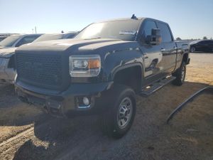 GMC Sierra K2500 DENALI 6.6L 8 2015