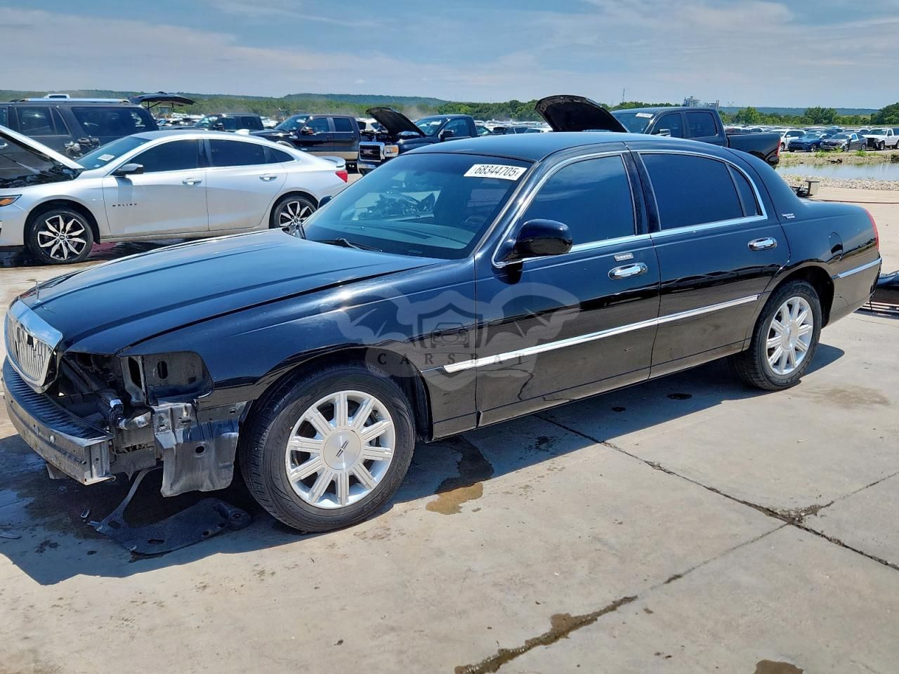Lincoln Town Car SIGNATURE LIMITED 4.6L 8 2011
