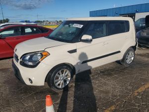 Kia Soul + 2.0L 4 2013