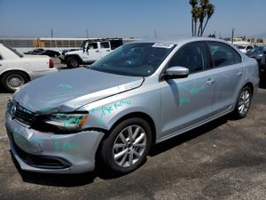 Volkswagen Jetta SE 2.5L 5 2012