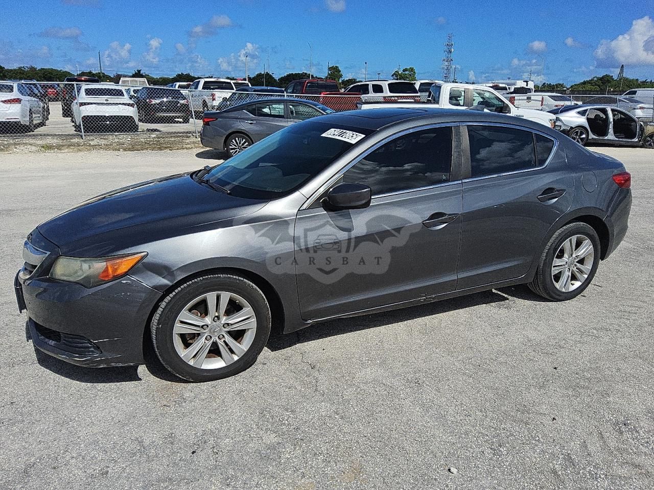 Acura ILX 20 2.0L 4 2013