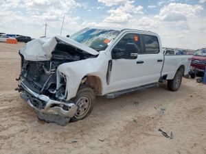 Ford F-250 SUPER DUTY 6.8L 8 2024