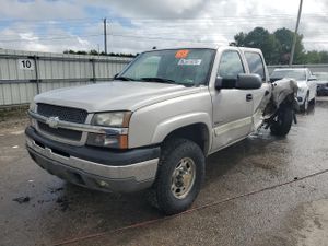 Chevrolet Silverado 1500 K2500 6.0L 8 2004