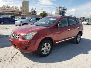 Nissan Rogue S 2.5L 4 2014