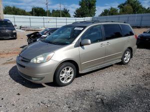 Toyota Sienna XLE 3.3L 6 2004