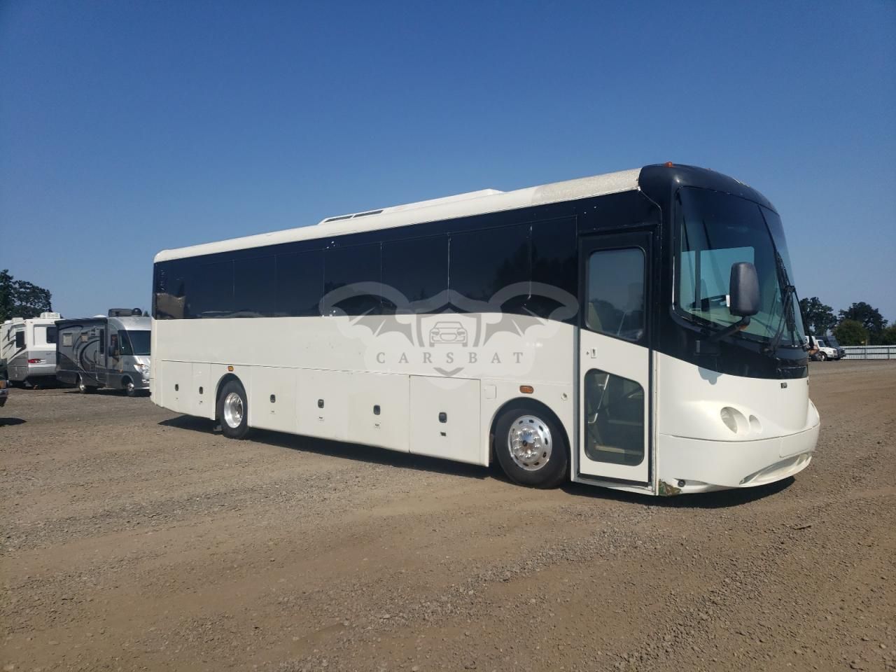Freightliner X-line X LINE SHUTTLE BUS 6.7L 6 2007
