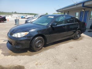 Toyota Camry LE 2.4L 4 2005