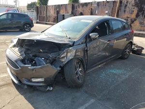 Ford Focus SE 2.0L 4 2015