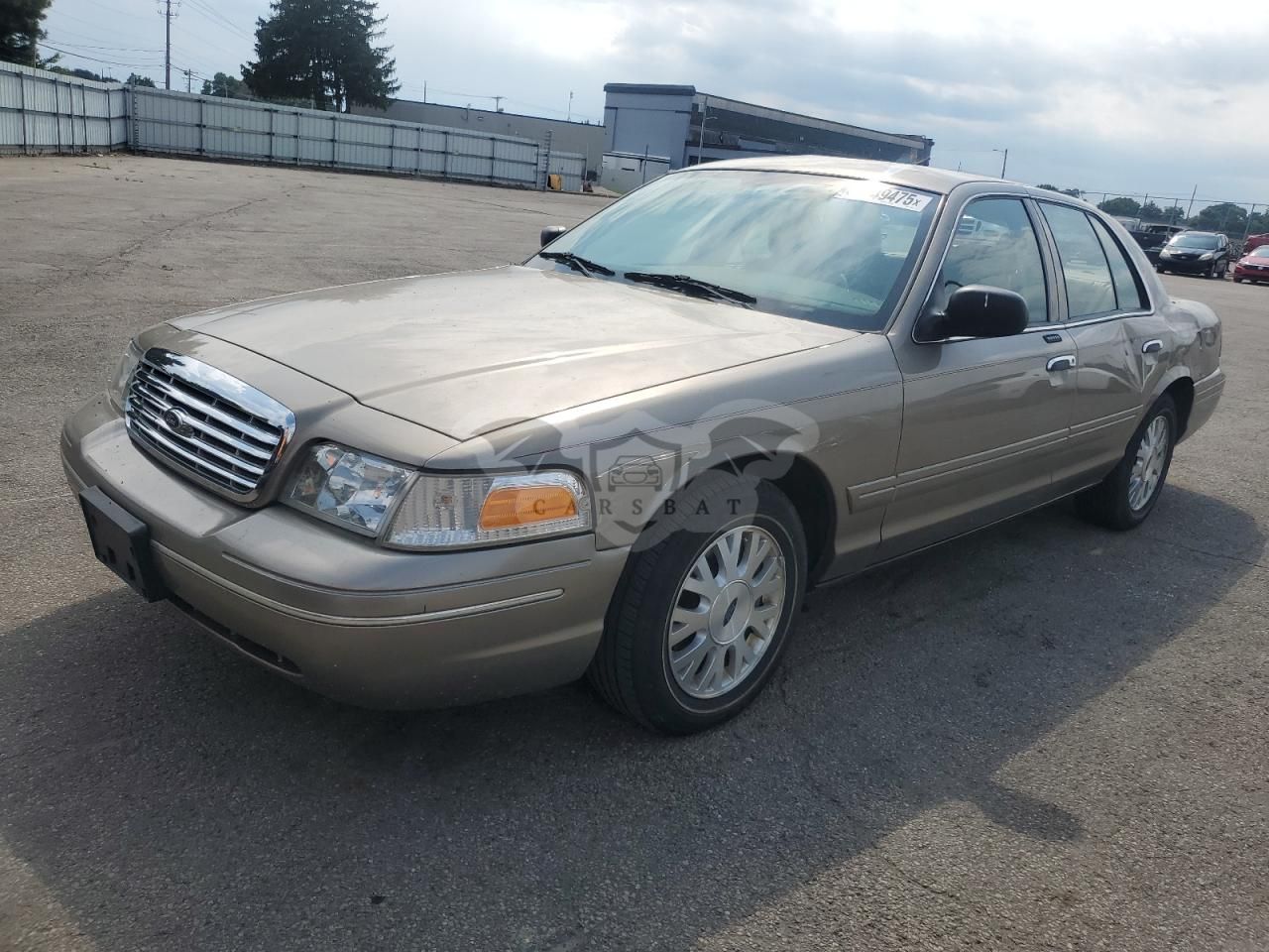 Ford Crown LX 4.6L 8 2003