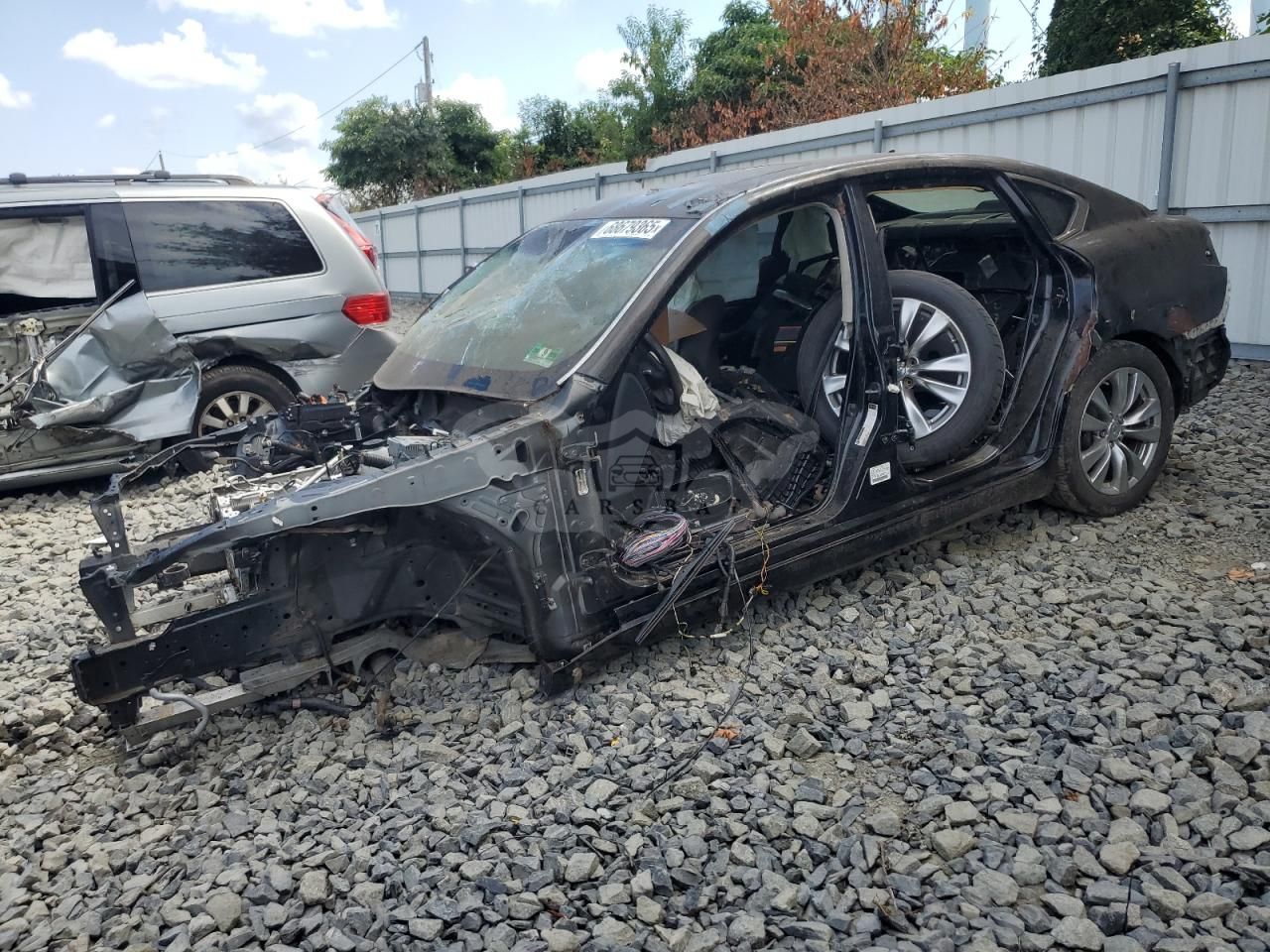 Infiniti M35 3.5L 6 2013