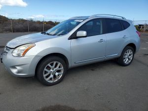 Nissan Rogue S 2.5L 4 2011