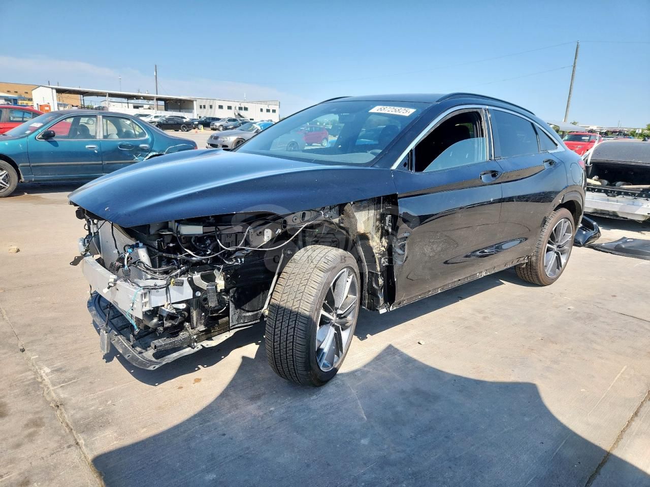 Infiniti QX50 ESSENTIAL 2.0L 4 2025