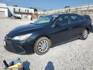 Toyota Camry LE 2.5L 4 2015