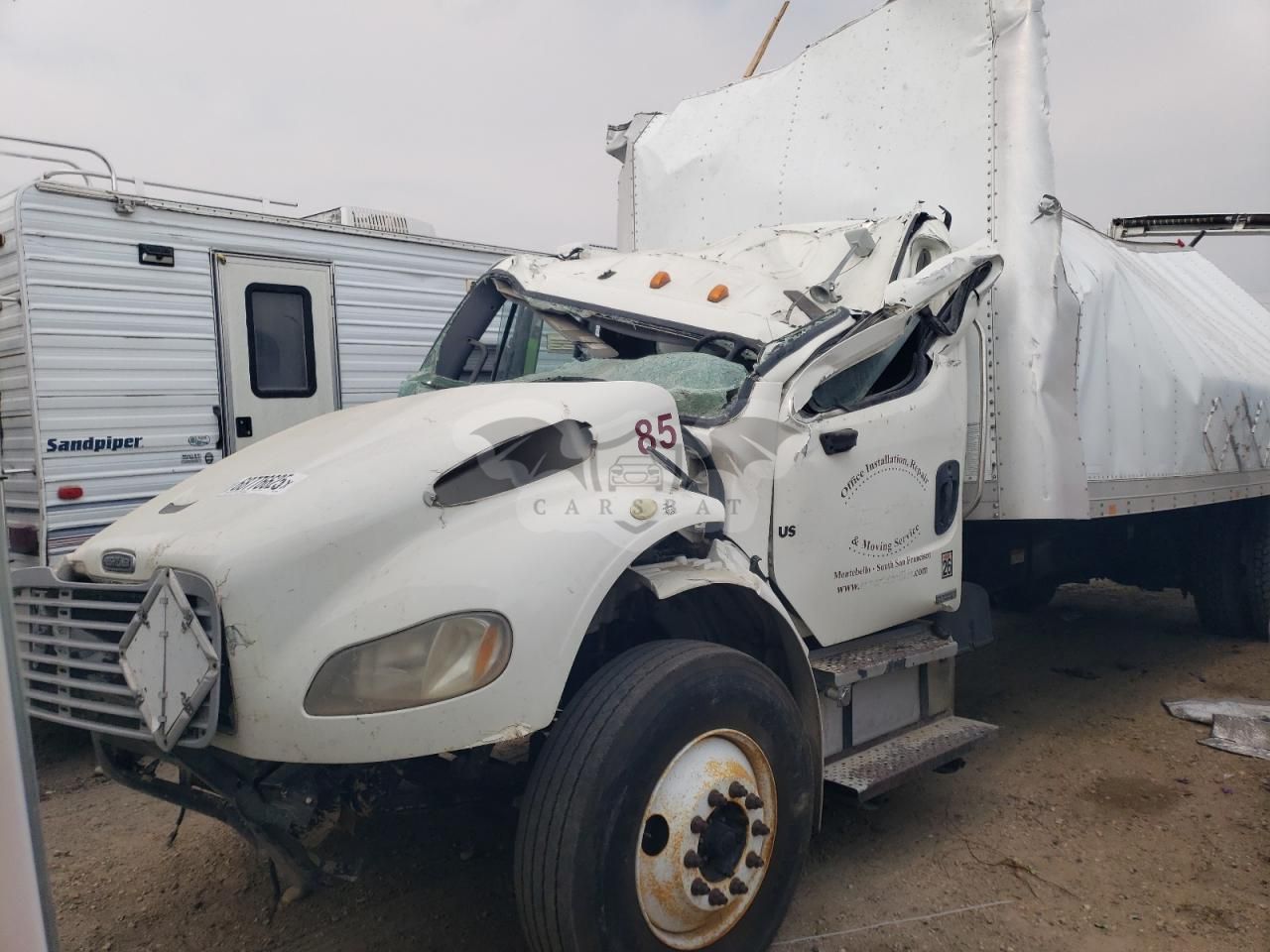 Freightliner Business Class M2 106 MEDIUM DUTY 6.7L 6 2010