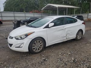 Hyundai Elantra SE 1.8L 4 2015