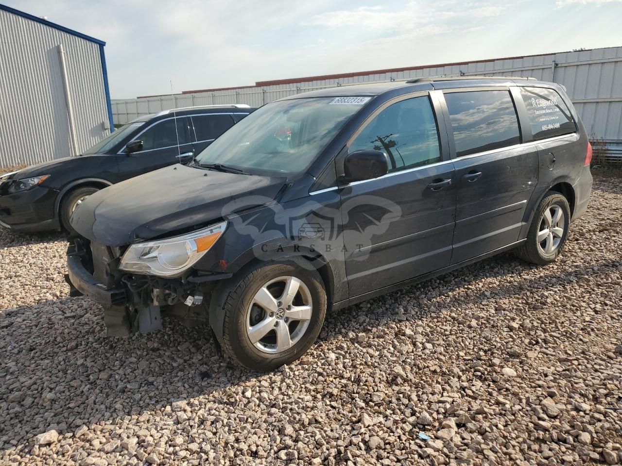 Volkswagen Routan SE 3.6L 6 2011
