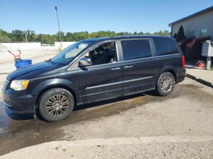 Chrysler Town & Country LIMITED 3.6L 6 2011