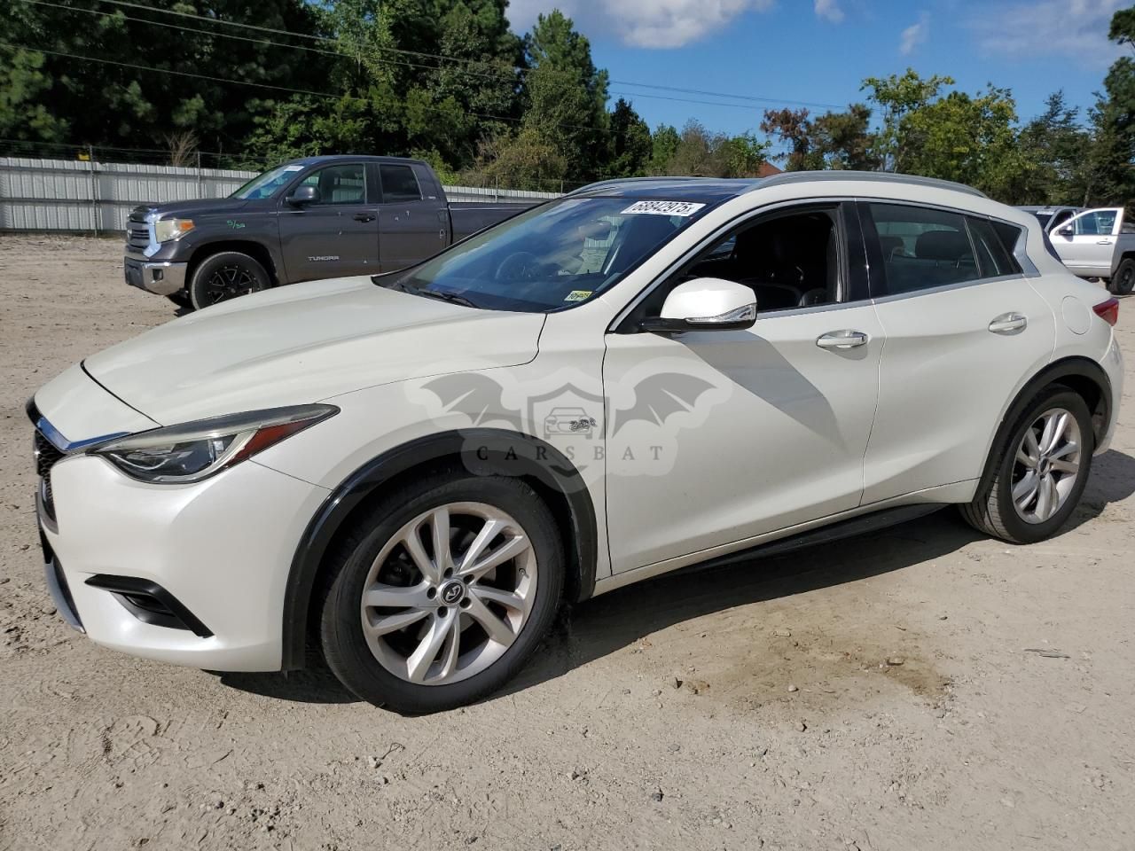 Infiniti QX30 PURE 2.0L 4 2019