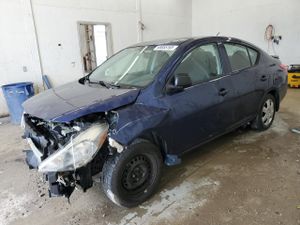 Nissan Versa S 1.6L 4 2014