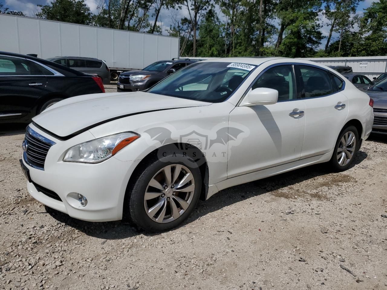 Infiniti M37 X 3.7L 6 2013