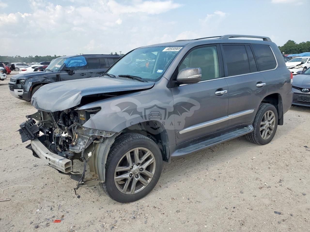 Lexus LX 570 5.7L 8 2013