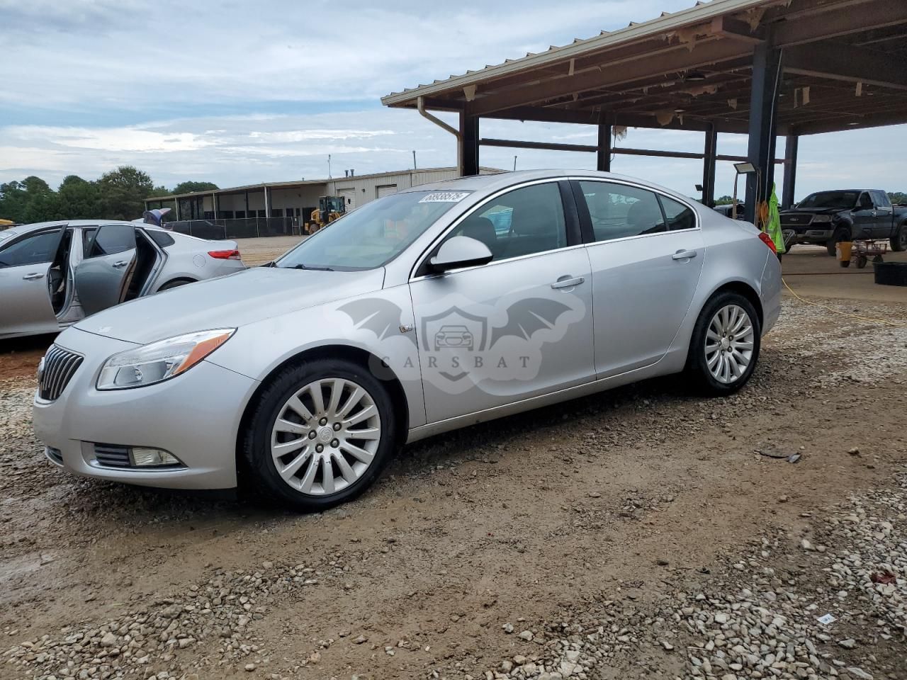 Buick Regal CXL 2.4L 4 2011
