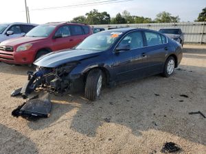 Nissan Altima BASE 2.5L 4 2010