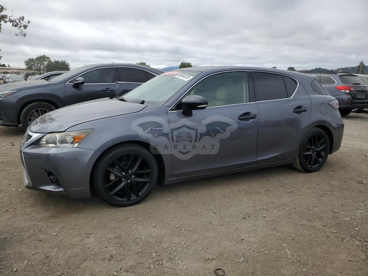 Lexus CT 200 1.8L 4 2014