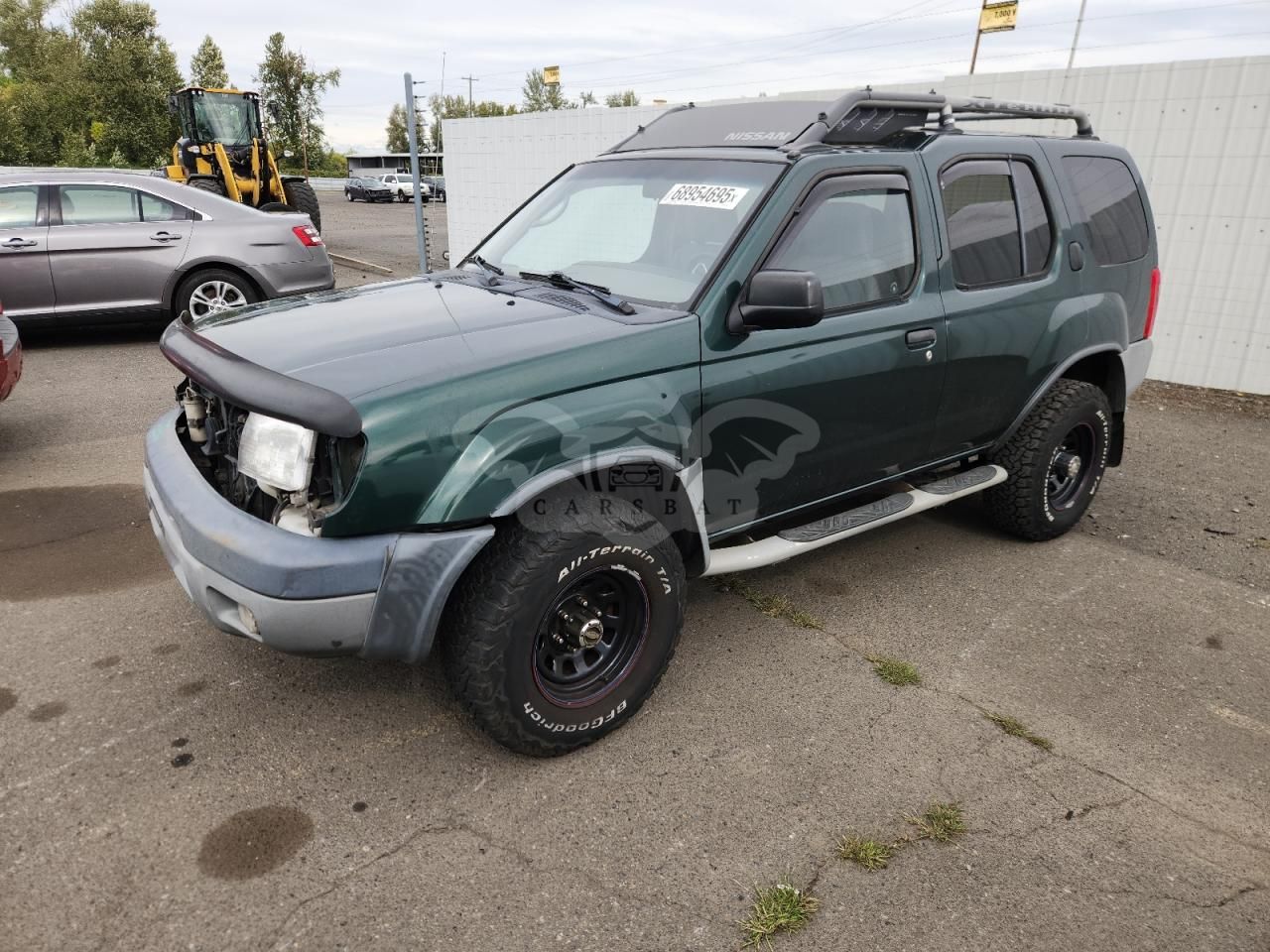 Nissan Xterra XE 3.3L 6 2000