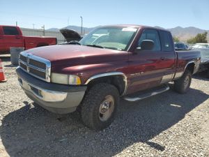 Dodge RAM 5.9L 8 2001