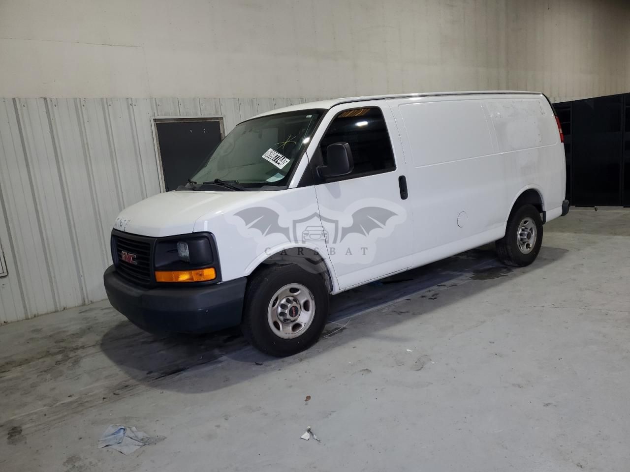 GMC Savana G2500 4.8L 8 2015