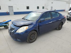 Nissan Versa S 1.6L 4 2012