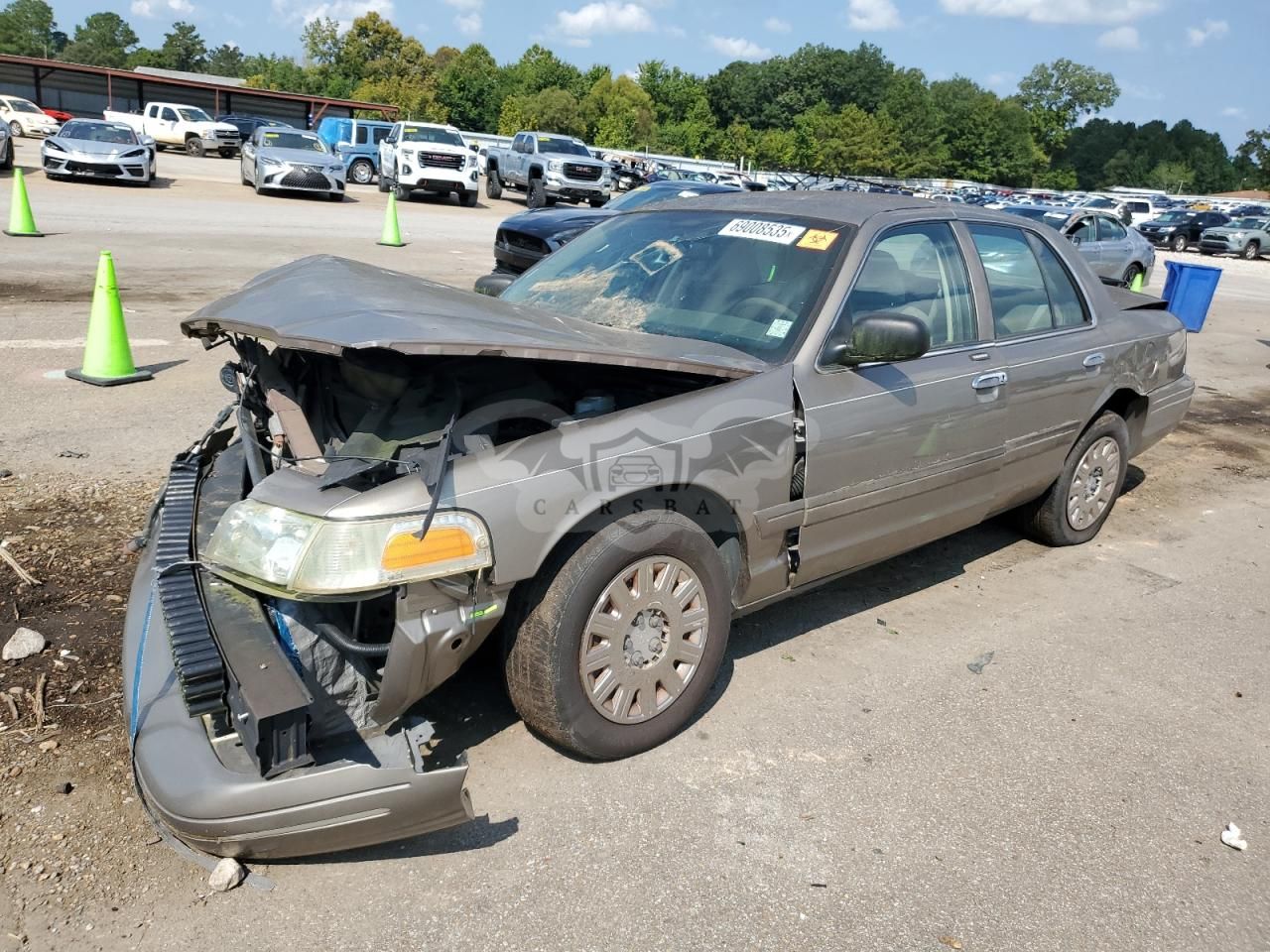 Ford Crown 4.6L 8 2003